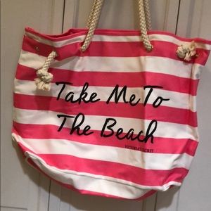 Beach tote bag